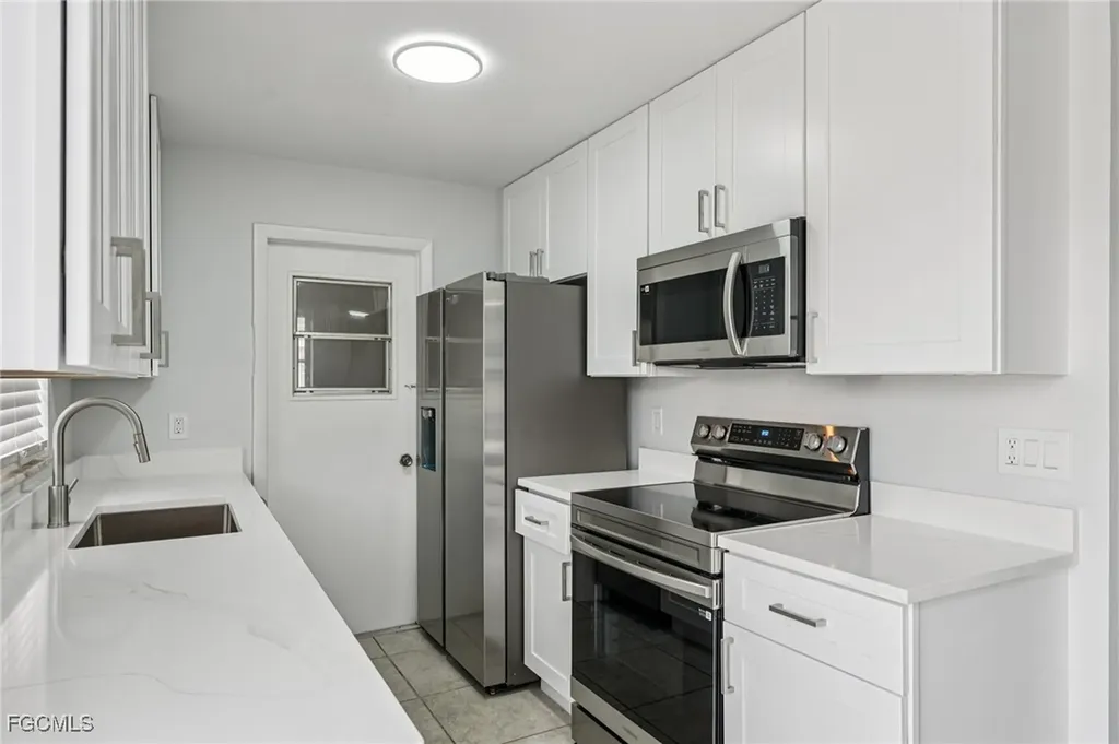 2342 Aldridge Avenue Fort Myers FL 33907