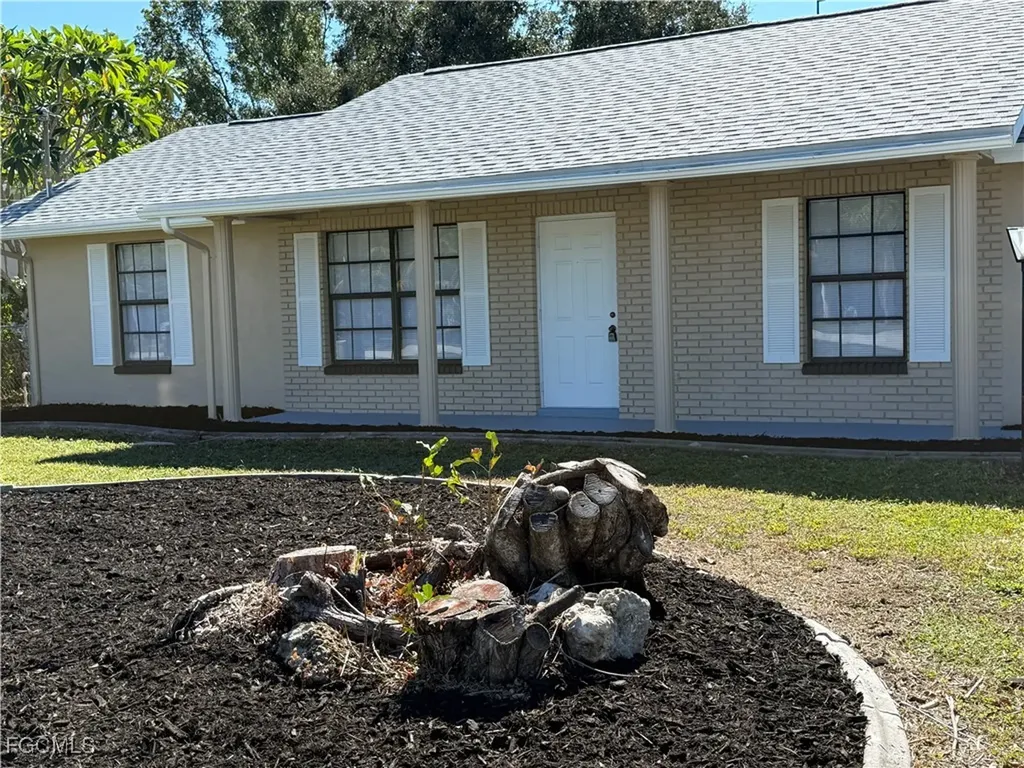 1658 Coral Point Drive Cape Coral FL 33990