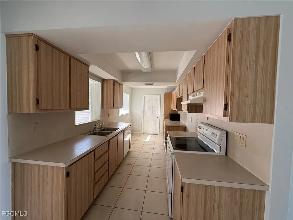 1658 Coral Point Drive Cape Coral FL 33990