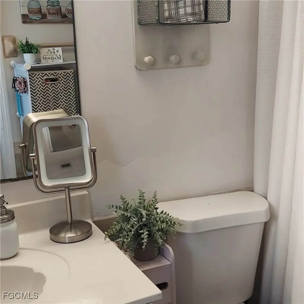 306 SE 2nd Street Cape Coral FL 33990