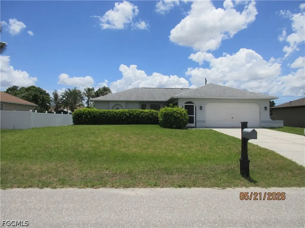 306 SE 2nd Street Cape Coral FL 33990