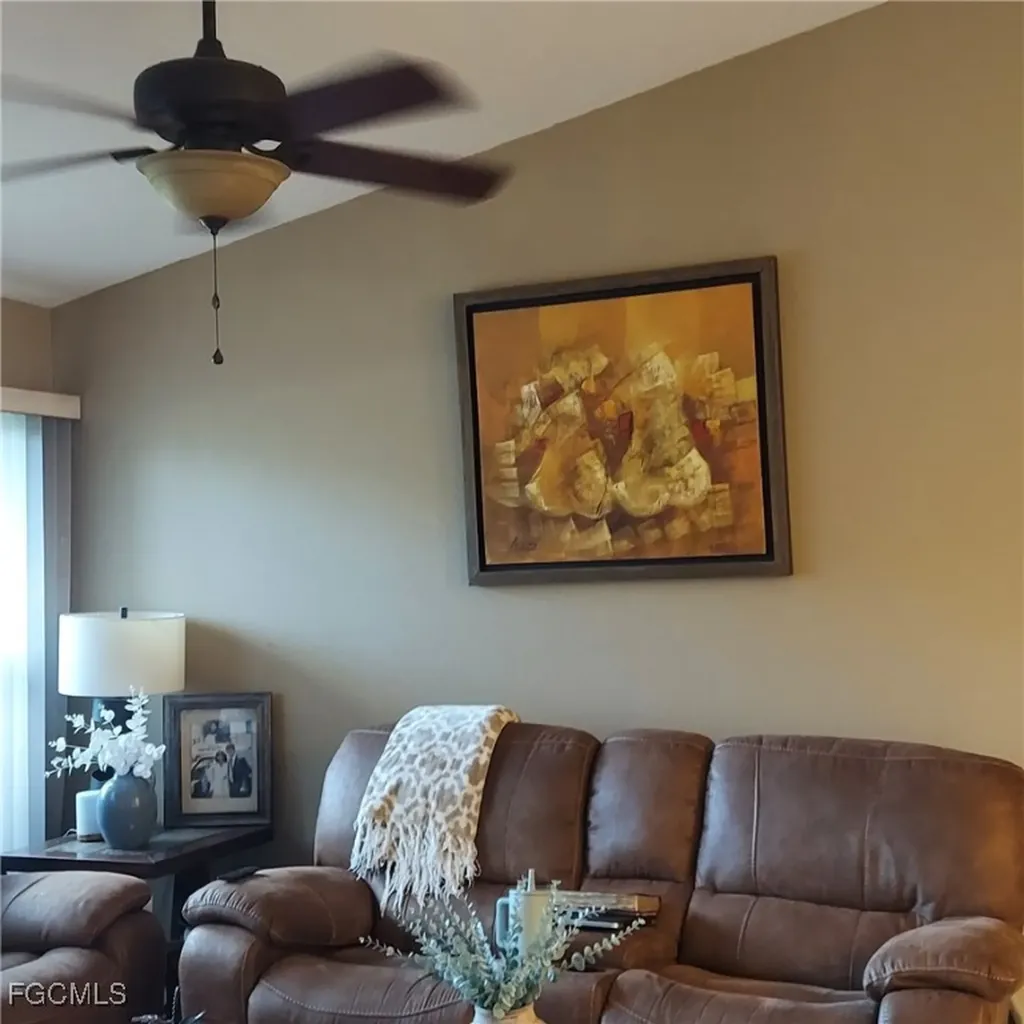 306 SE 2nd Street Cape Coral FL 33990