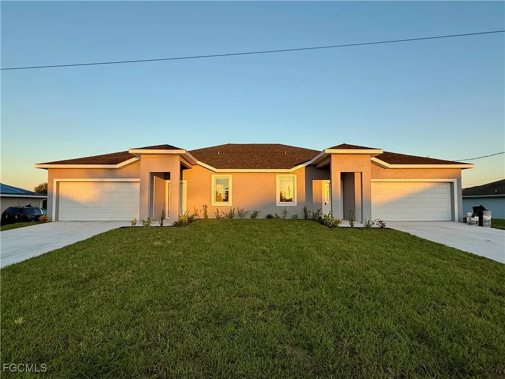 304-306 Gordon Avenue S Lehigh Acres FL 33973