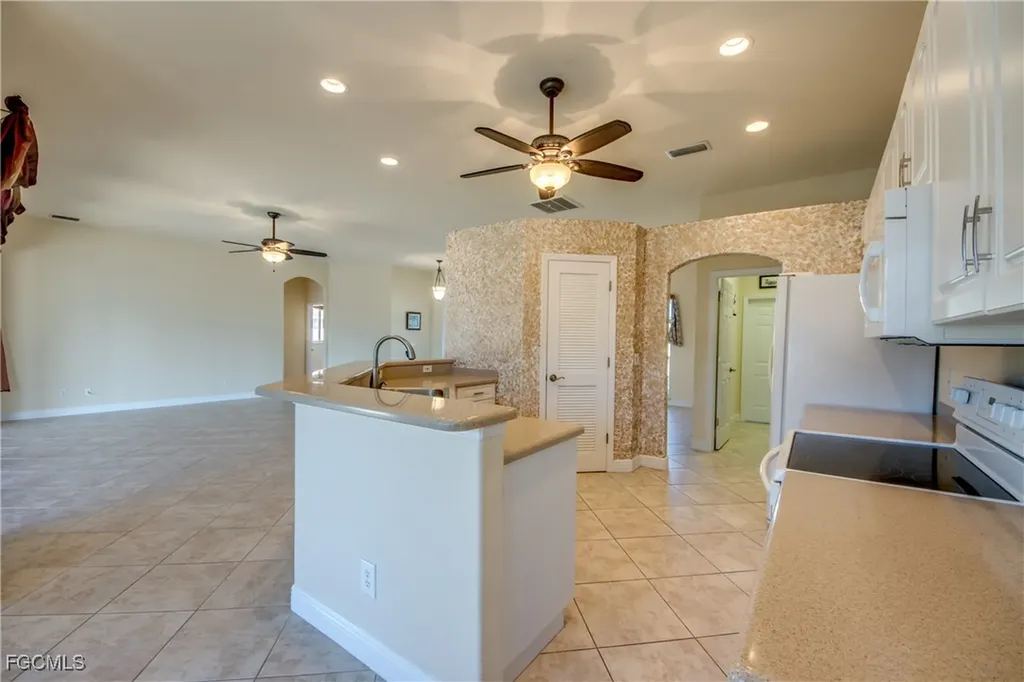 2820 SW 36th Street Cape Coral FL 33914