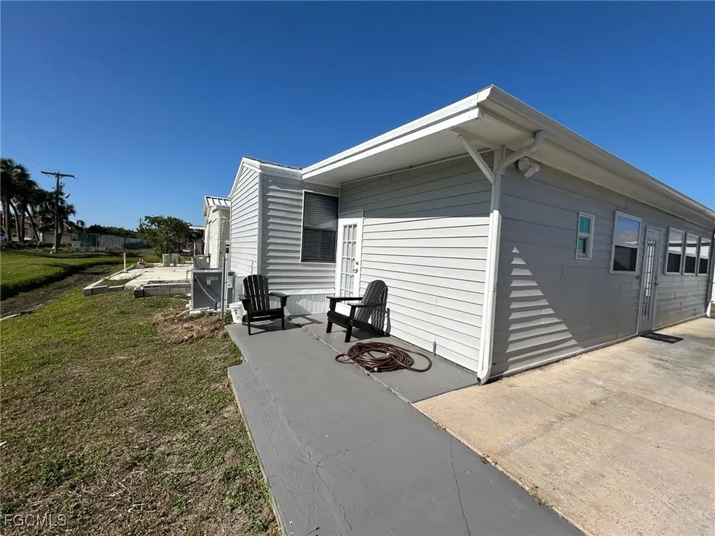 16270 Lapwing Lane Fort Myers FL 33908