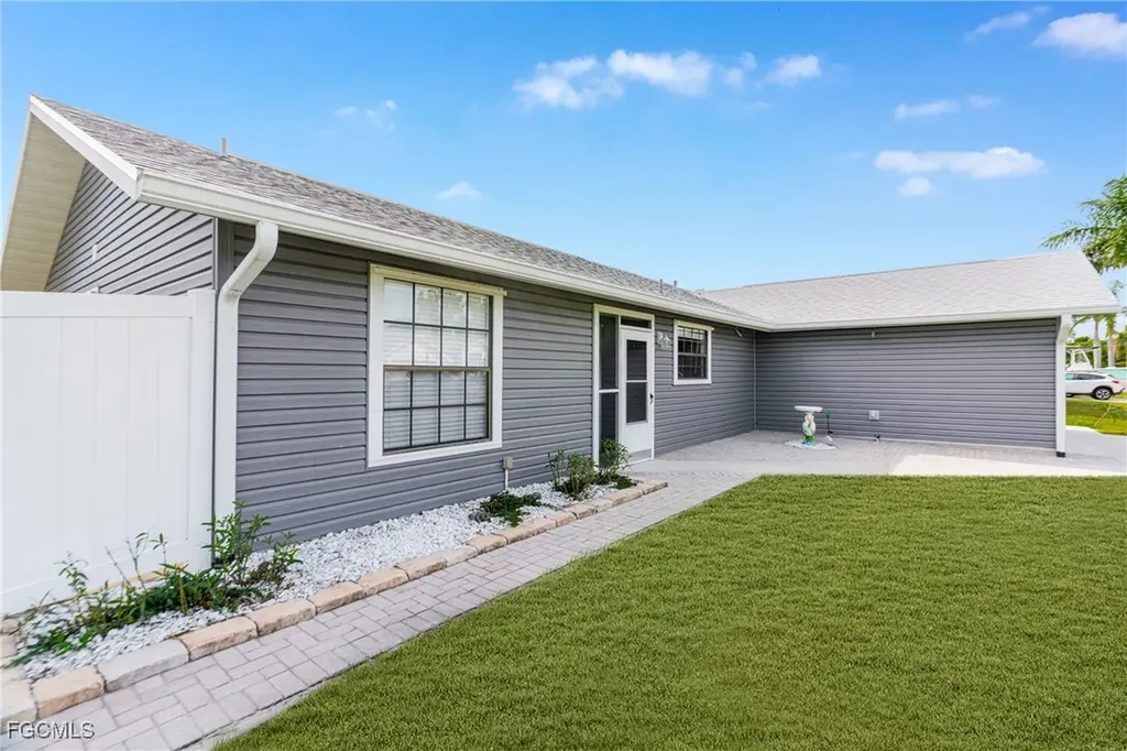 17309 Knight Drive Fort Myers FL 33967