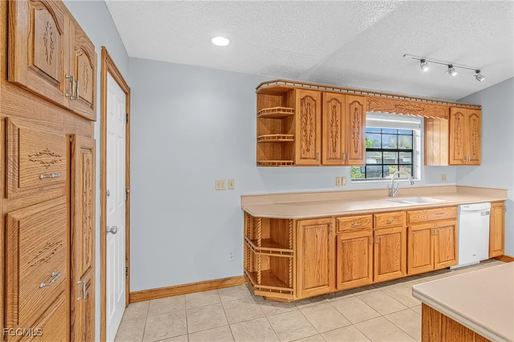 17309 Knight Drive Fort Myers FL 33967