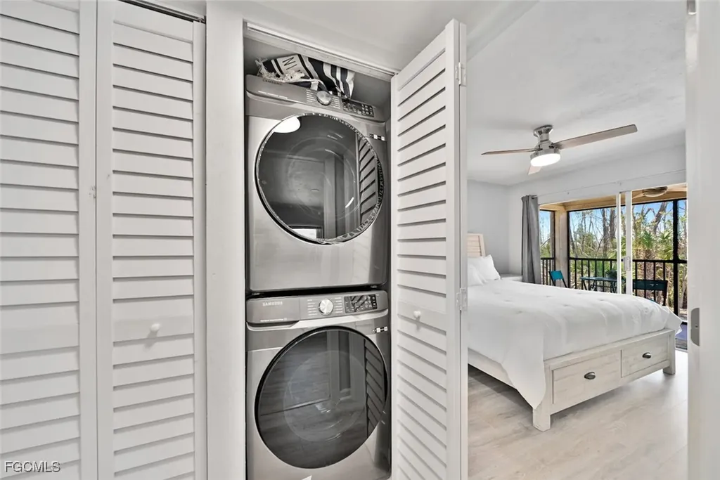 16881 Davis Road Fort Myers FL 33908