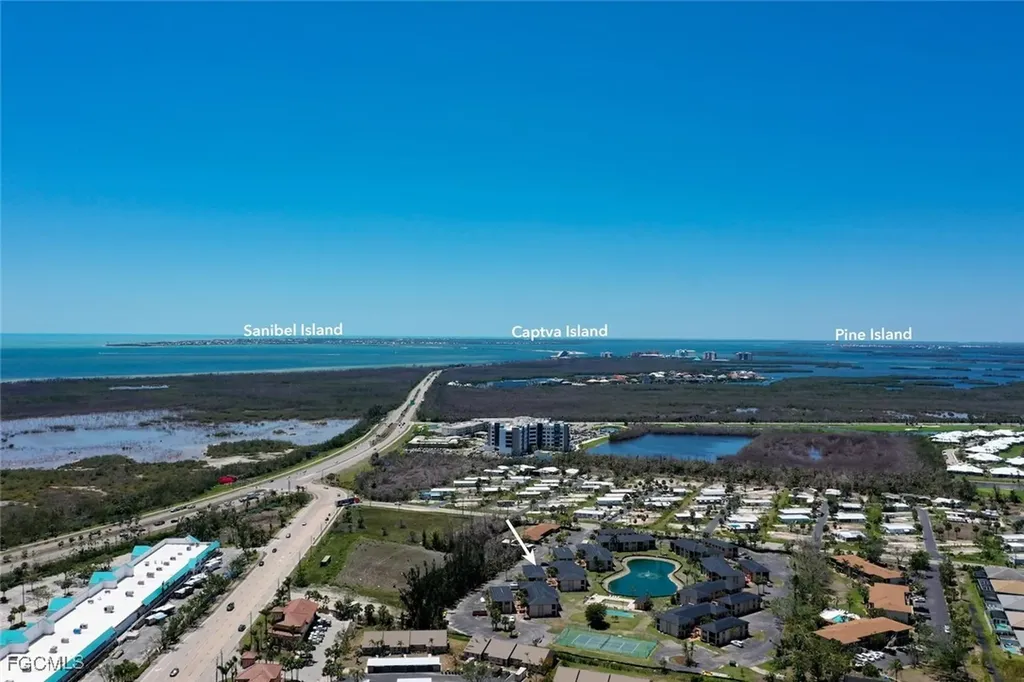 16881 Davis Road Fort Myers FL 33908