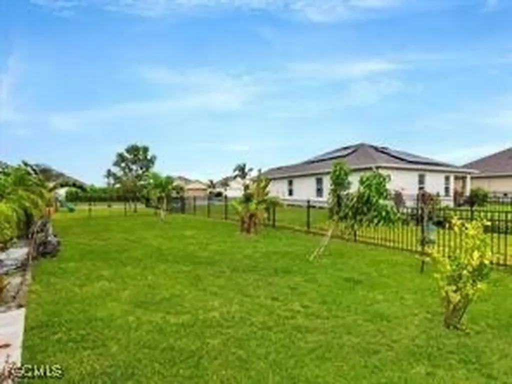 2739 Merida Lane Cape Coral FL 33909