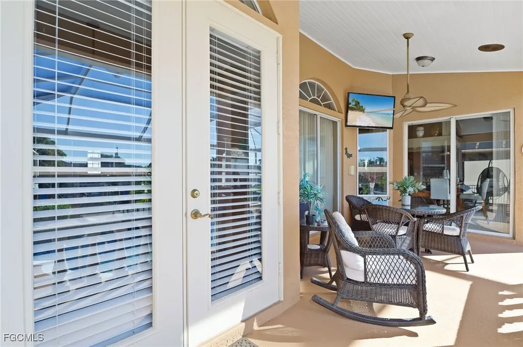 5220 SW 8th Place Cape Coral FL 33914