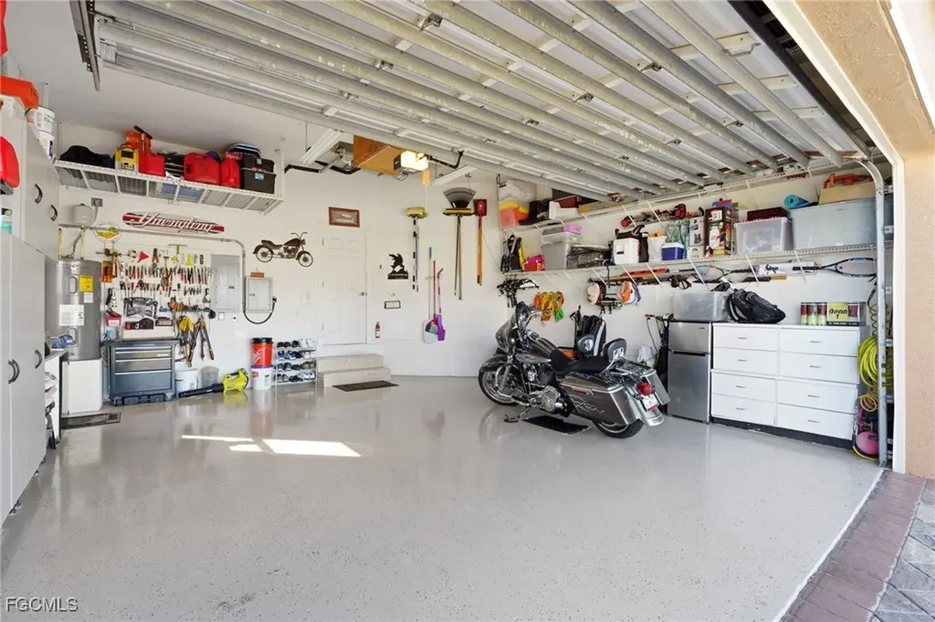 5220 SW 8th Place Cape Coral FL 33914