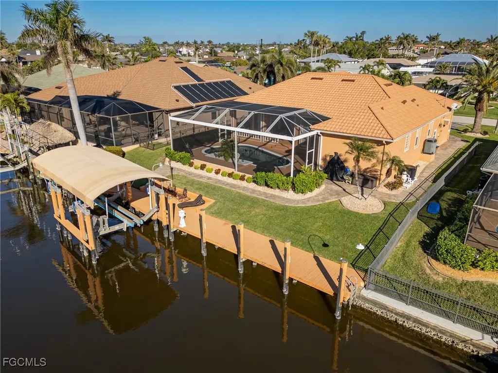 5220 SW 8th Place Cape Coral FL 33914