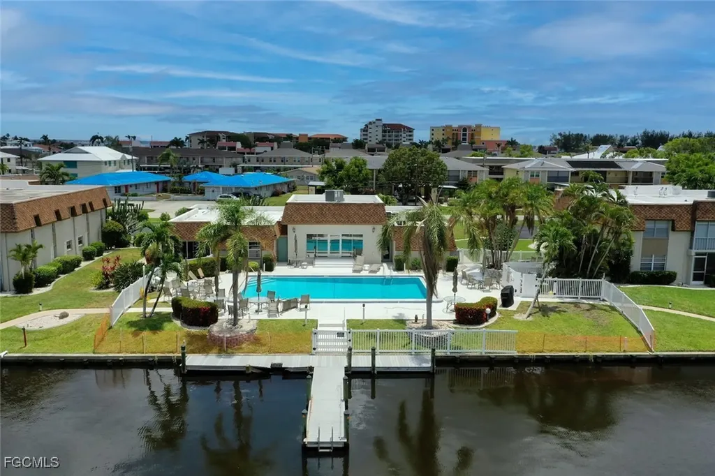 4104 SE 19th Avenue Cape Coral FL 33904