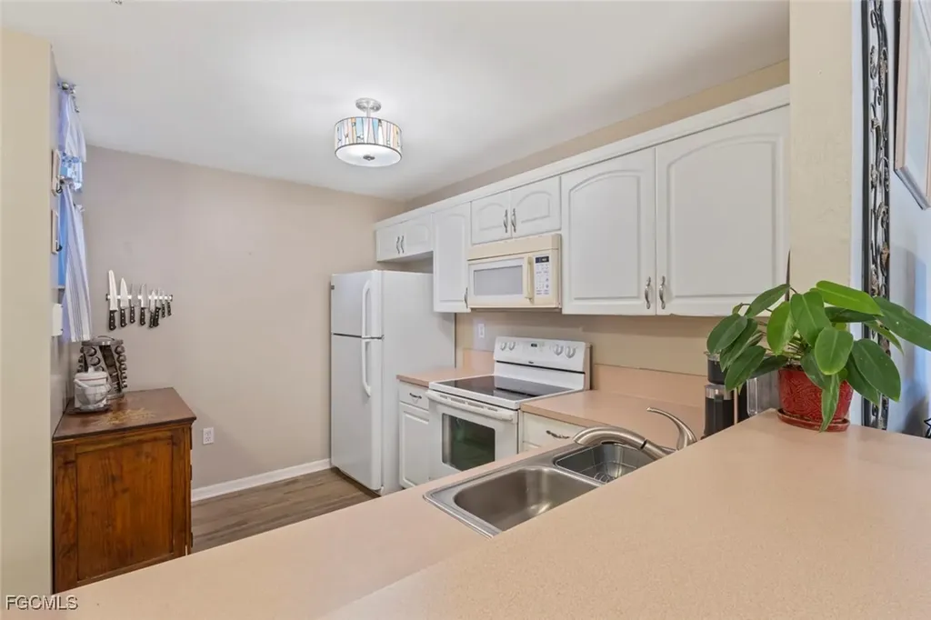 15430 Bellamar Circle Fort Myers FL 33908