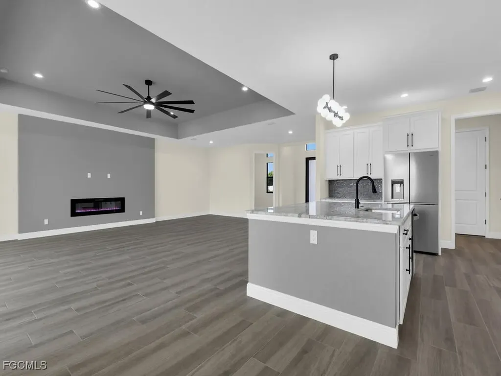 144 SW 28th Street Cape Coral FL 33914