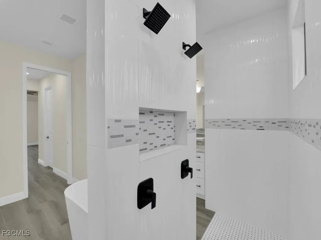 144 SW 28th Street Cape Coral FL 33914