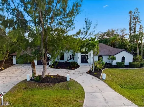 3506 SW 3rd Street Cape Coral FL 33991