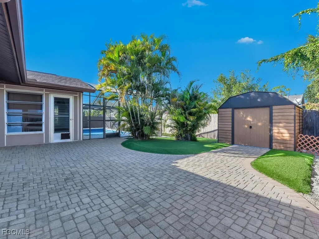 9041 Hamlin Road W Fort Myers FL 33967