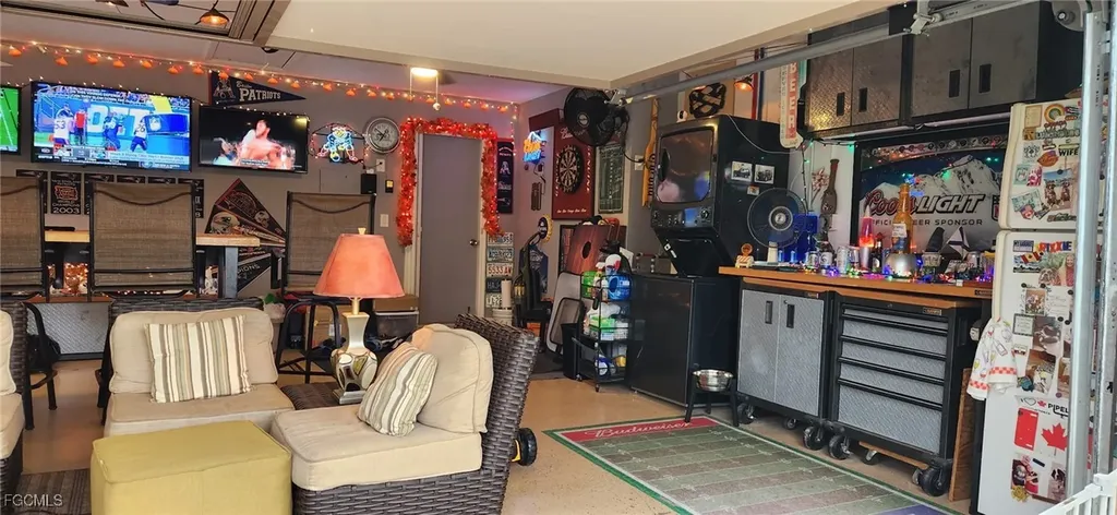 9041 Hamlin Road W Fort Myers FL 33967