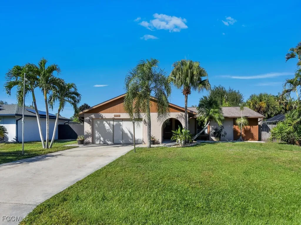 9041 Hamlin Road W Fort Myers FL 33967