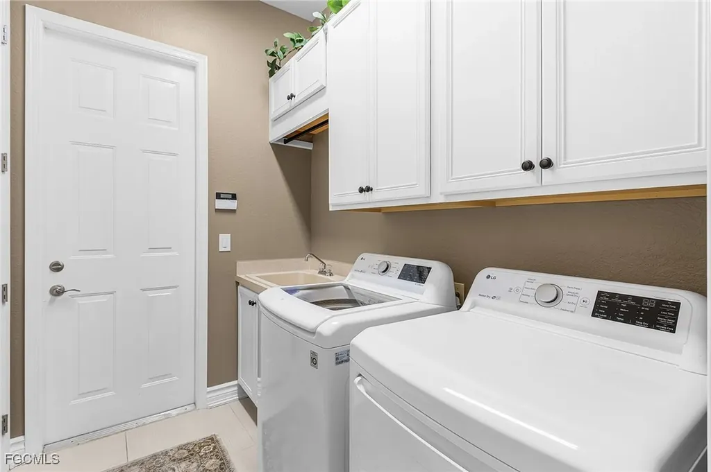 3280 Shady Bend Way Fort Myers FL 33905