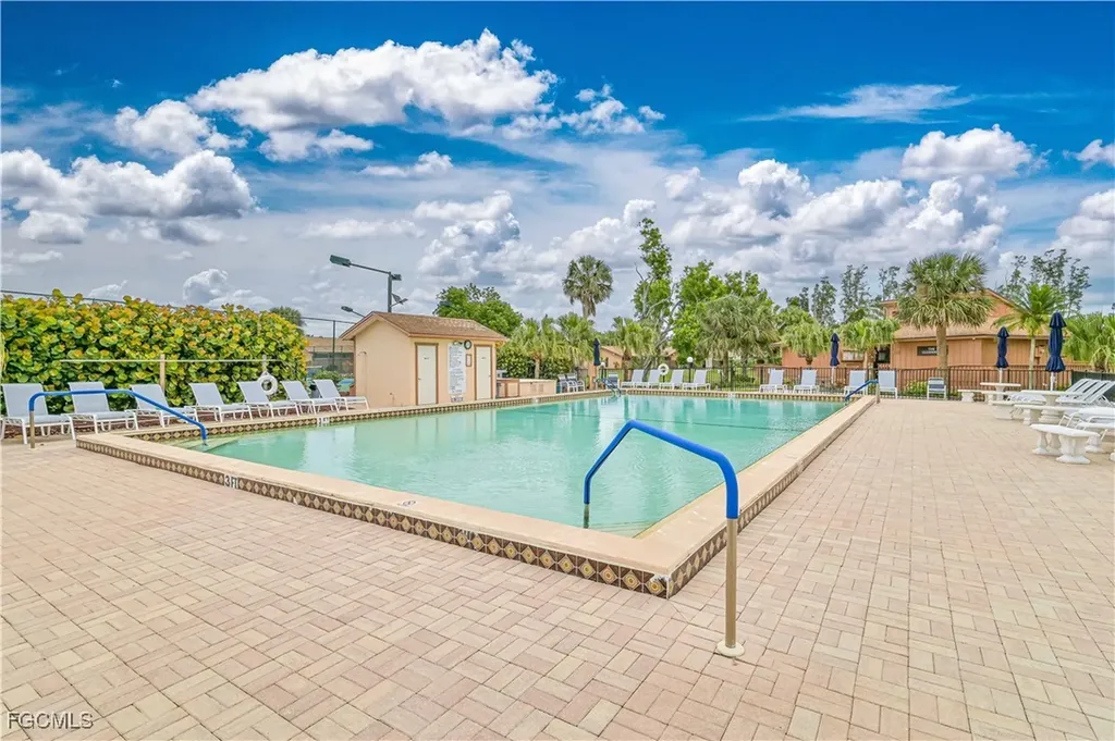 6449 Royal Woods Drive Fort Myers FL 33908