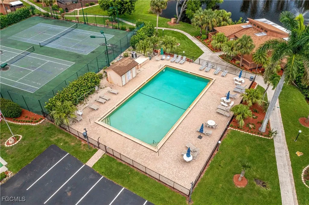 6449 Royal Woods Drive Fort Myers FL 33908