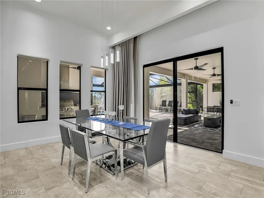 2333 SW 21st Avenue Cape Coral FL 33991