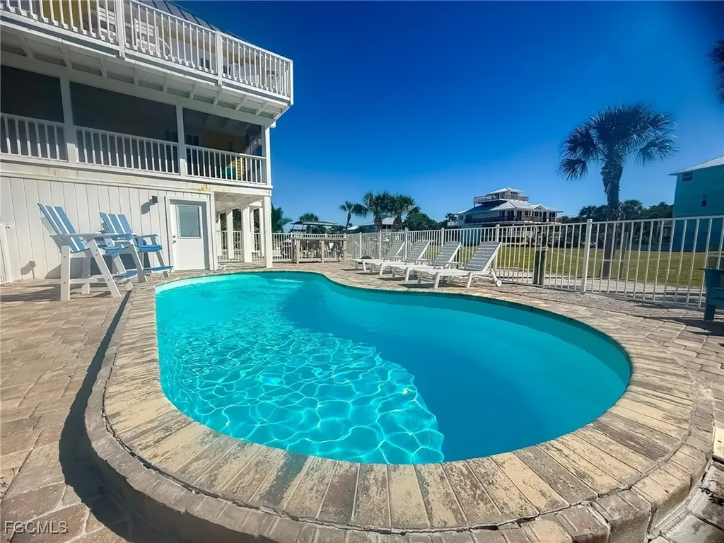 210 White Pelican Drive Upper Captiva FL 33924