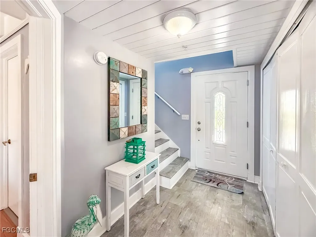 210 White Pelican Drive Upper Captiva FL 33924