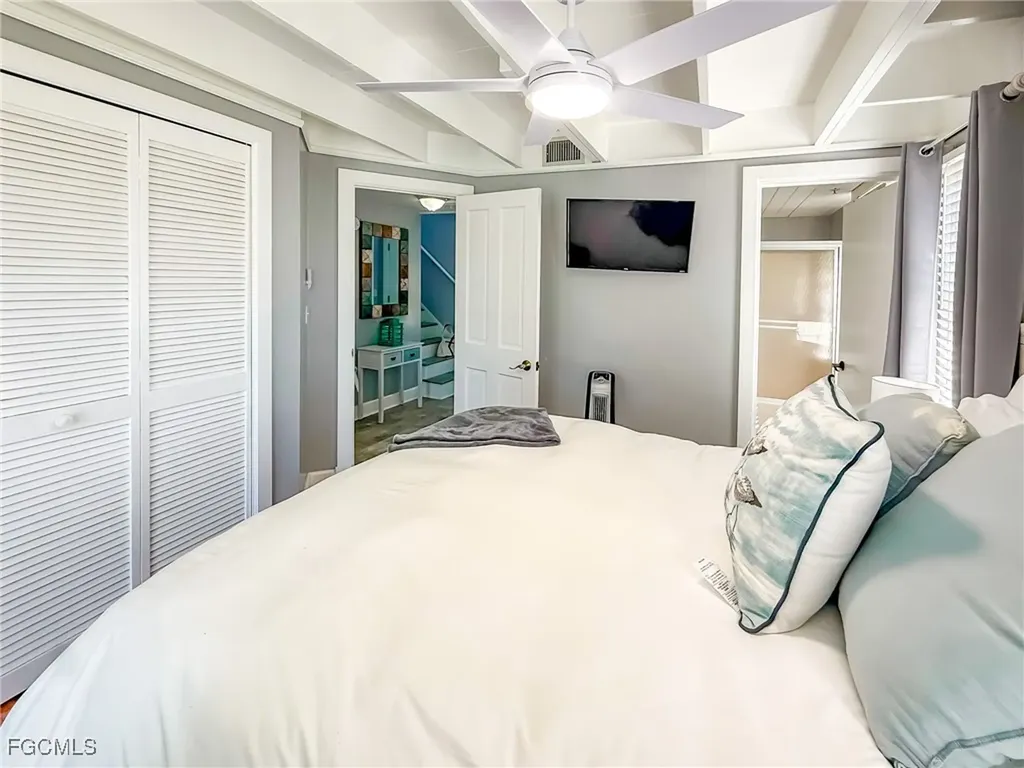 210 White Pelican Drive Upper Captiva FL 33924