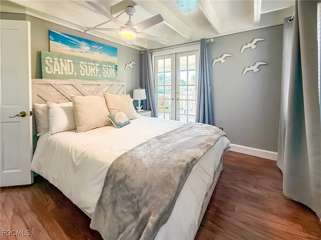 210 White Pelican Drive Upper Captiva FL 33924