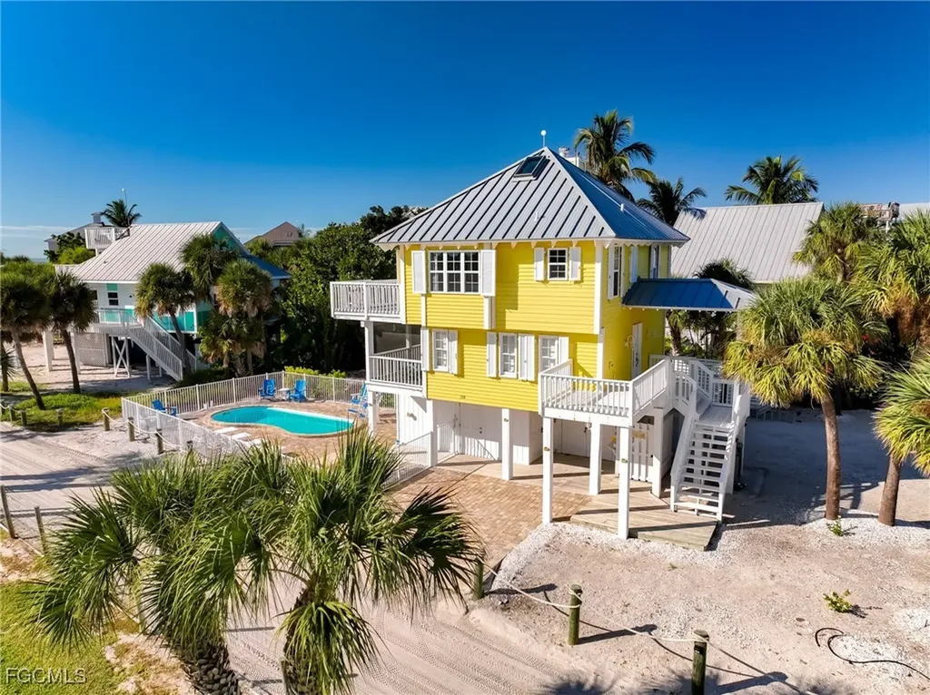 210 White Pelican Drive Upper Captiva FL 33924