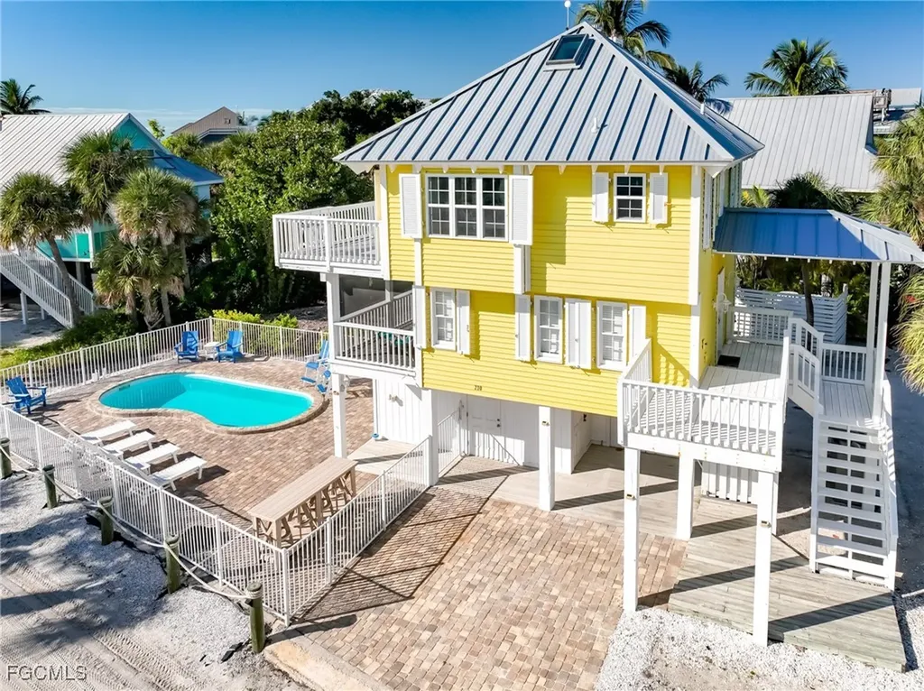 210 White Pelican Drive Upper Captiva FL 33924