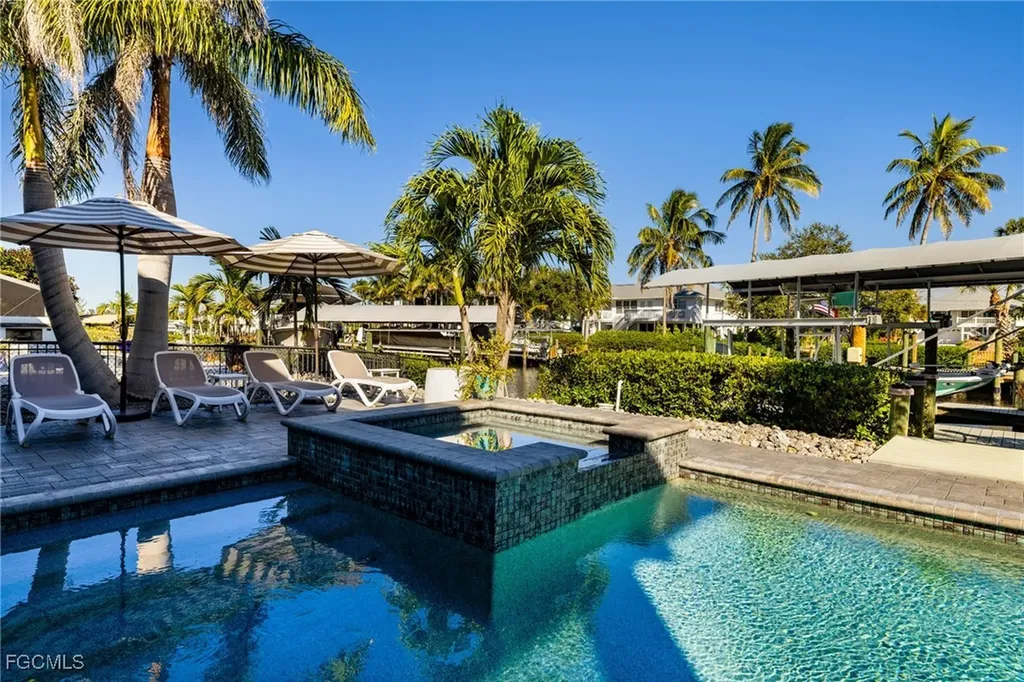 16296 Estuary Court Bokeelia FL 33922