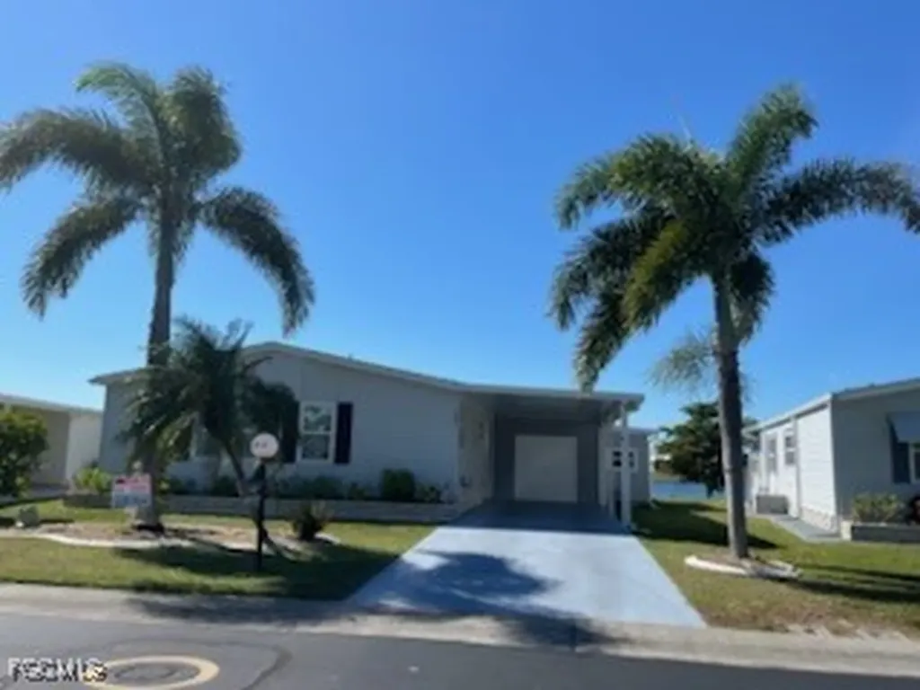 265 Lakeside Drive North Fort Myers FL 33903