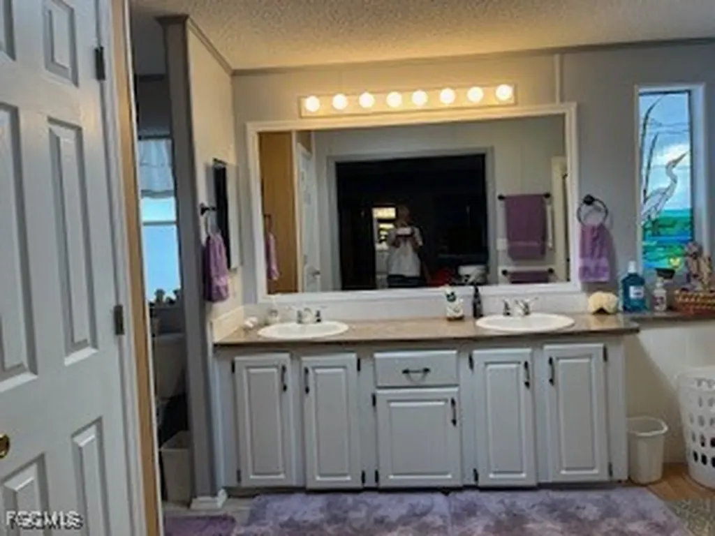 265 Lakeside Drive North Fort Myers FL 33903