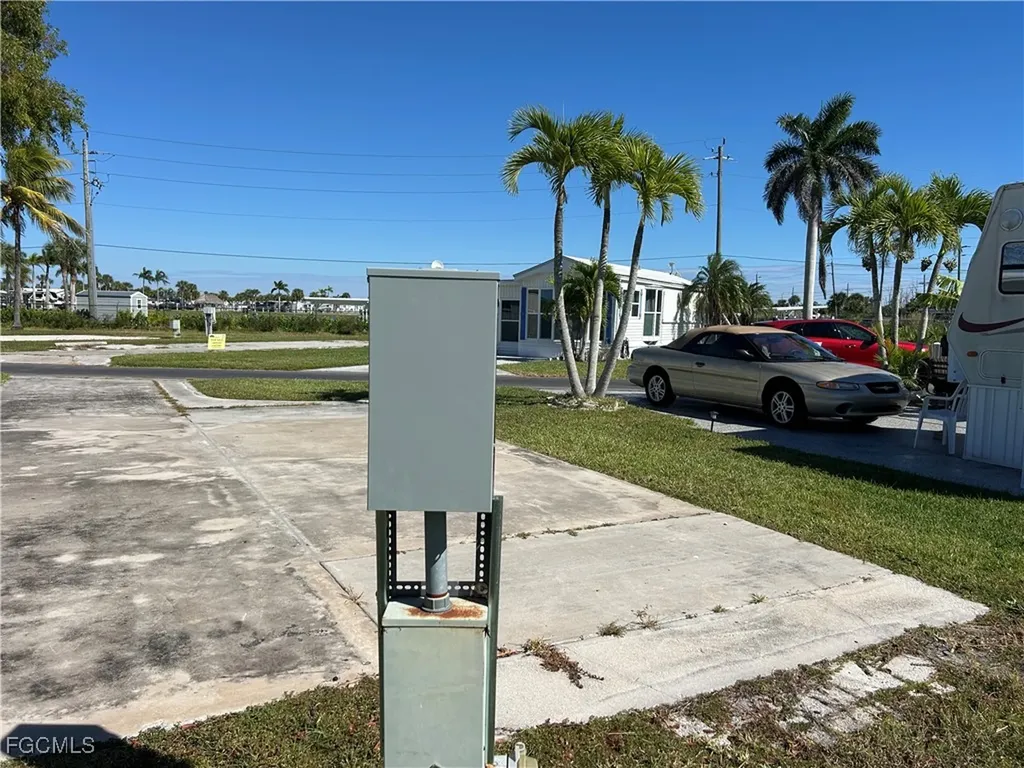 19681 L587 Summerlin Road Fort Myers FL 33908