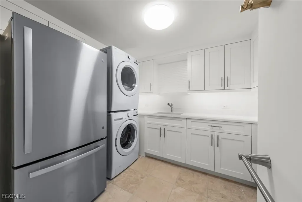 3127 W Gulf Drive Sanibel FL 33957