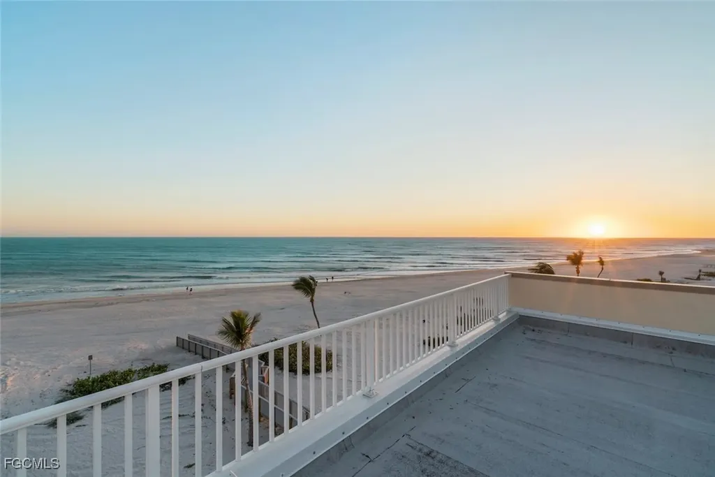 3127 W Gulf Drive Sanibel FL 33957