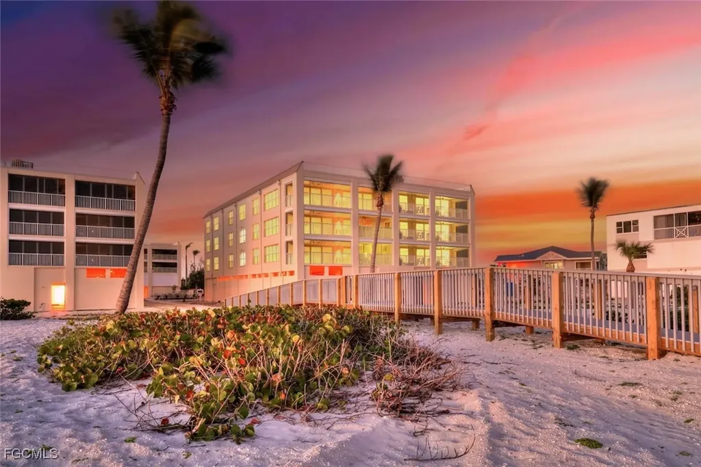 3127 W Gulf Drive Sanibel FL 33957