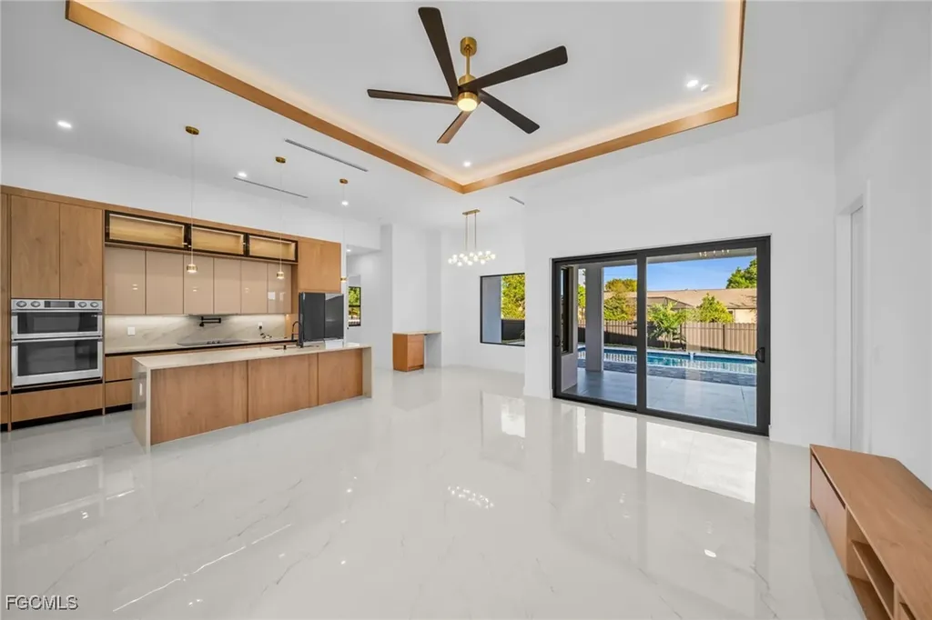 3913 Agualinda Boulevard Cape Coral FL 33914