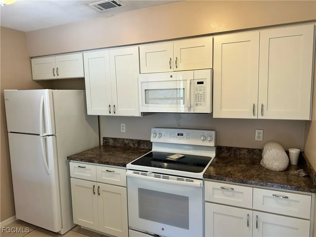 1025 SE 24th Avenue Cape Coral FL 33990