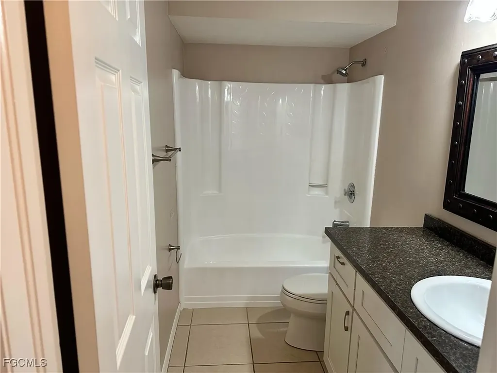 1025 SE 24th Avenue Cape Coral FL 33990