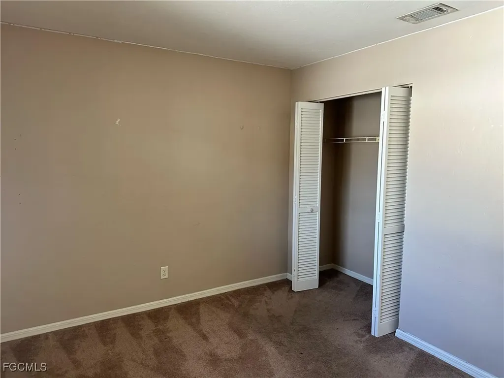 1025 SE 24th Avenue Cape Coral FL 33990