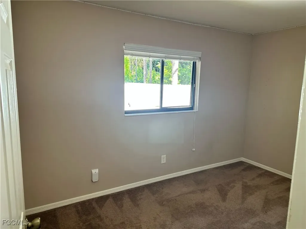 1025 SE 24th Avenue Cape Coral FL 33990