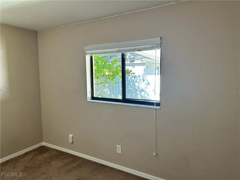 1025 SE 24th Avenue Cape Coral FL 33990