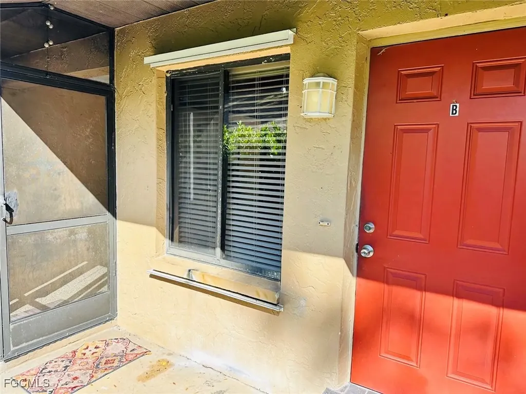 1025 SE 24th Avenue Cape Coral FL 33990