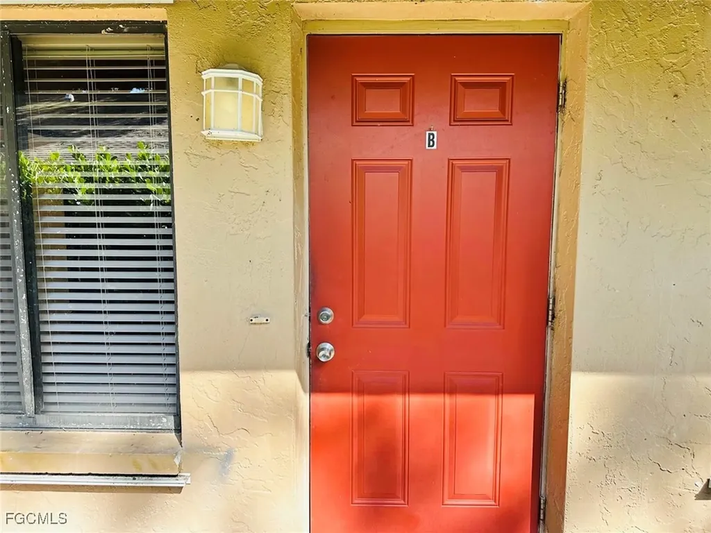 1025 SE 24th Avenue Cape Coral FL 33990